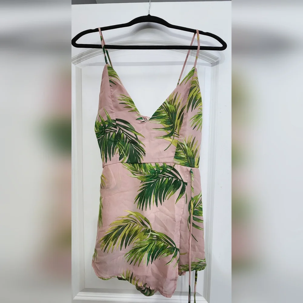 Romper - Picture 2 of 3
